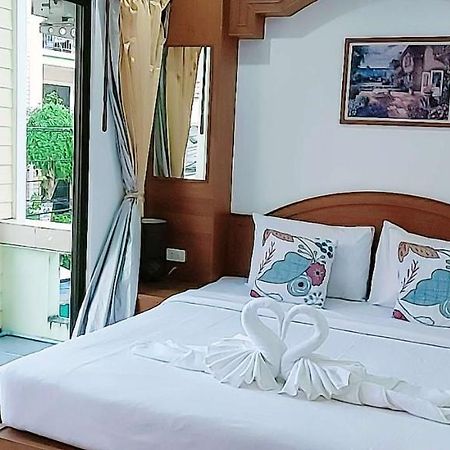 Ainny Residence Patong Exterior photo